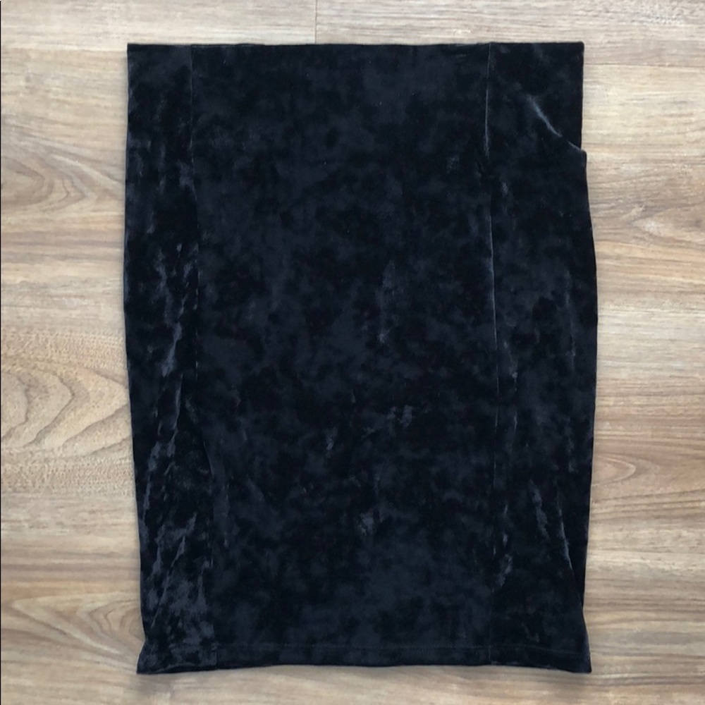 Black Velvet Fitted Skirt